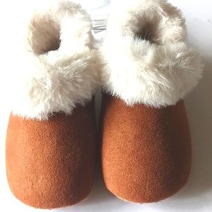 OLD Navy Little Baby Faux Fur Lining Booties Cocoa Fawn Size 3/6 Months
